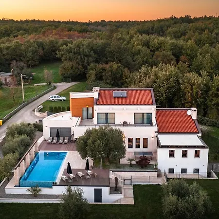 Stylish Pedena With A Pool And A Gym