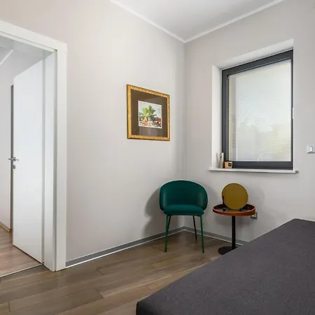 Stylish Pedena With A Pool And A Gym Guest house *